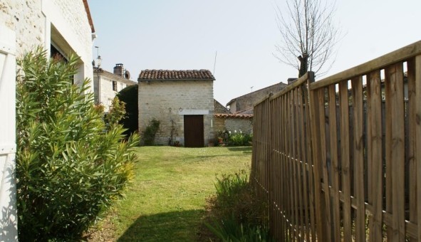 Logement tudiant T3 à Chaniers (17610)