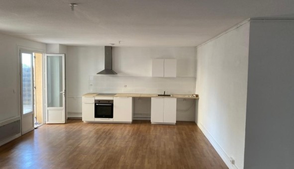 Logement tudiant Location T3 Vide Chteauneuf du Pape (84230)