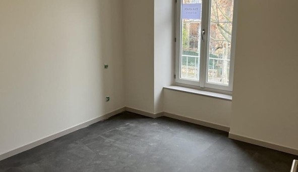 Logement tudiant T3 à Comprgnac (12100)