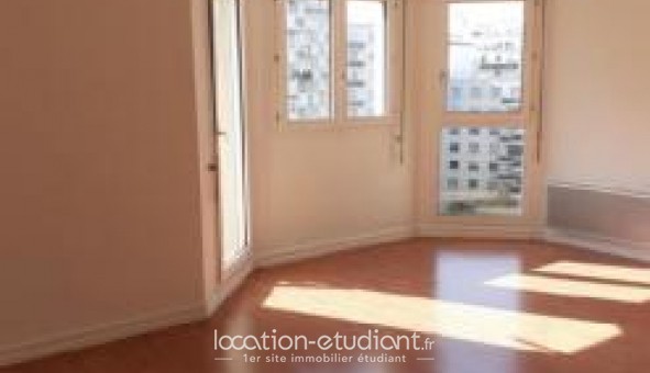 Logement tudiant T3 à Courbevoie (92400)