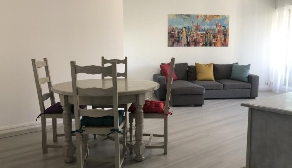 Logement tudiant T3 à Courbevoie (92400)