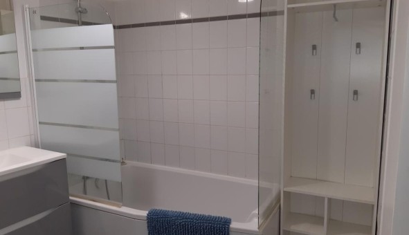 Logement tudiant T3 à Courbevoie (92400)