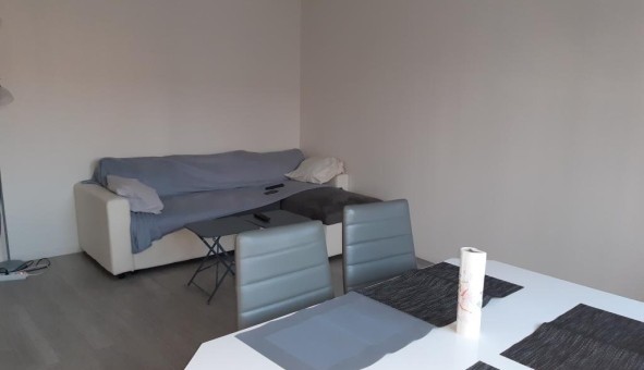 Logement tudiant T3 à Courbevoie (92400)