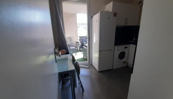 Logement tudiant T3 à Courbevoie (92400)