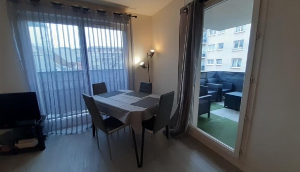 Logement tudiant T3 à Courbevoie (92400)