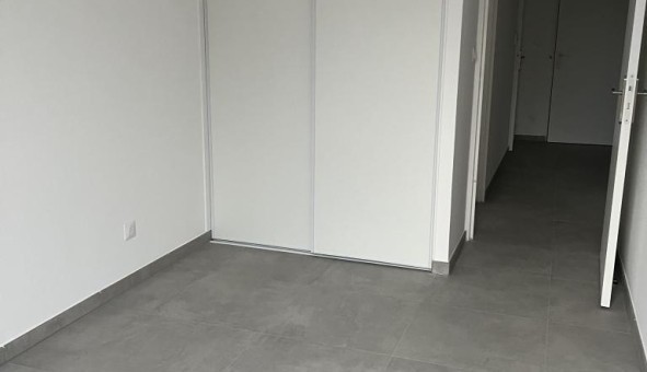 Logement tudiant T3 à Dcines Charpieu (69150)