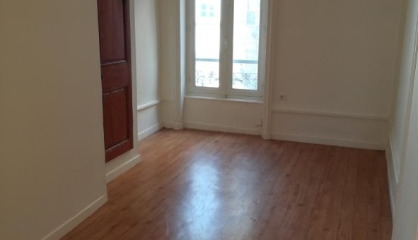 Logement tudiant T3 à Dorat (63300)