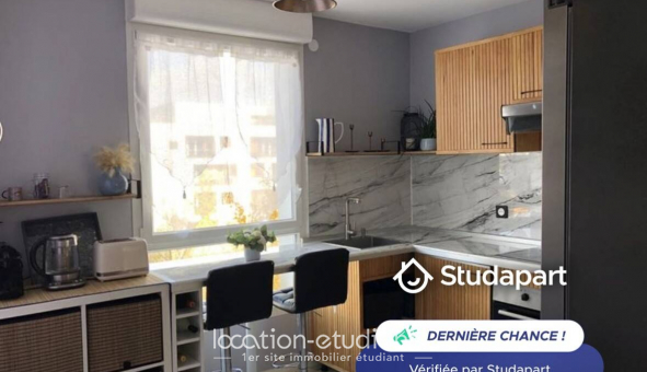 Logement tudiant T3 à Floirac (33270)