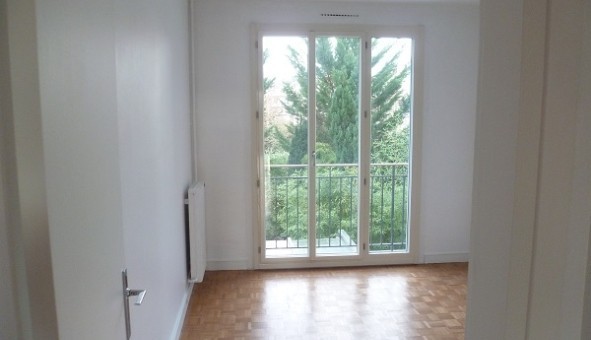 Logement tudiant T3 à Garches (92380)