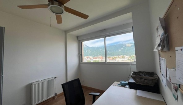 Logement tudiant T3 à Grenoble (38000)