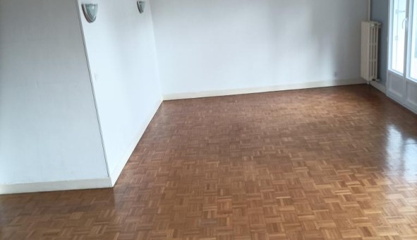 Logement tudiant T3 à Jou ls Tours (37300)