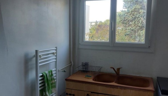 Logement tudiant T3 à Laval (53000)