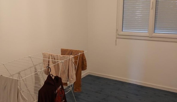 Logement tudiant T3 à Laval (53000)