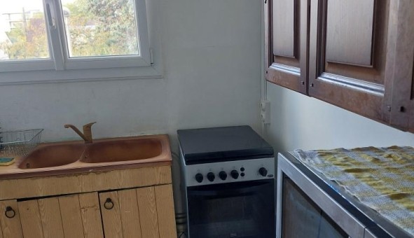 Logement tudiant T3 à Laval (53000)