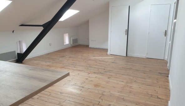 Logement tudiant Location T3 Vide Le Chambon Feugerolles (42500)