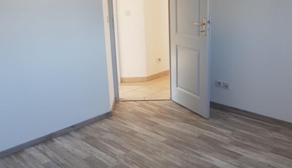 Logement tudiant T3 à Le Pouzin (07250)