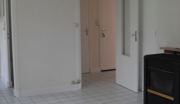 Logement tudiant T3 à Les Mages (30960)