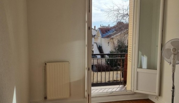 Logement tudiant T3 à Lyon 8me arrondissement (69008)