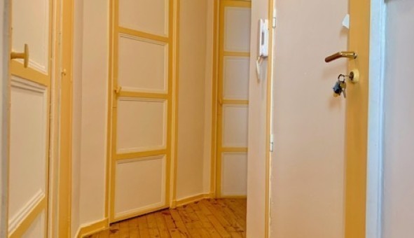 Logement tudiant T3 à Marseille 01er arrondissement (13001)