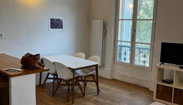 Logement tudiant T3 à Marseille 02me arrondissement (13002)