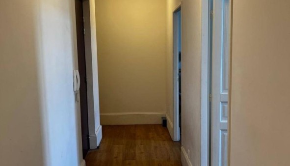 Logement tudiant T3 à Marseille 02me arrondissement (13002)