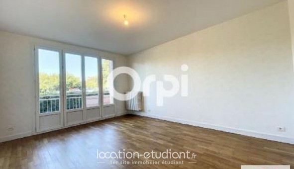 Logement tudiant T3 à Montluon (03100)