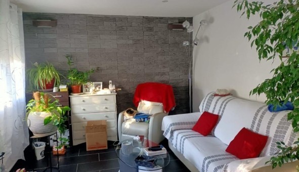 Logement tudiant T3 à Nmes (30000)