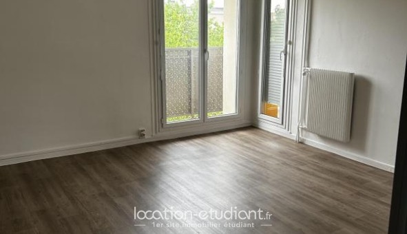 Logement tudiant T3 à Orange (84100)