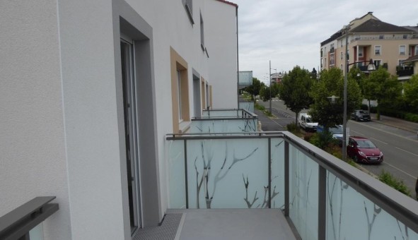 Logement tudiant T3 à Saint Ouen l'Aumne (95310)