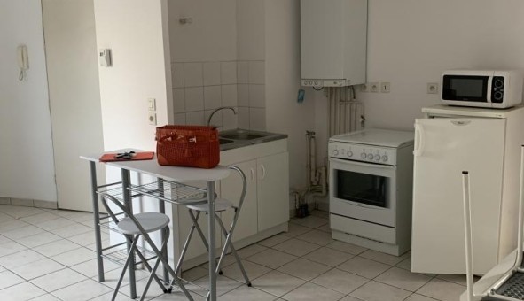 Logement tudiant T3 à Sedan (08200)