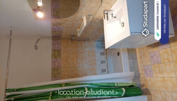 Logement tudiant T3 à Sollis Toucas (83210)