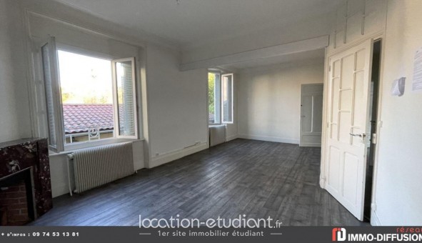 Logement tudiant T3 à Thiers (63300)