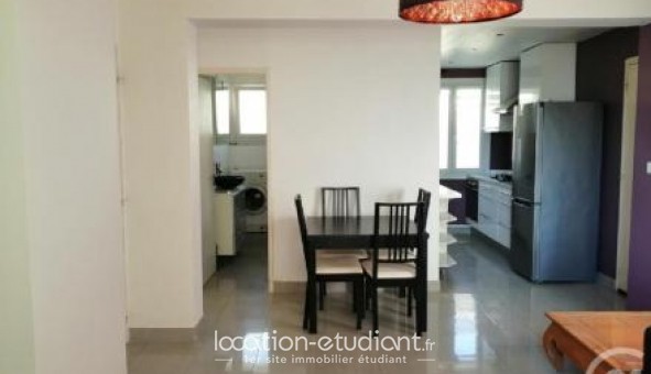 Logement tudiant T3 à Toulon (83200)