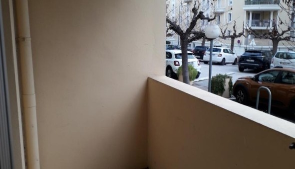 Logement tudiant T3 à Toulon (83200)