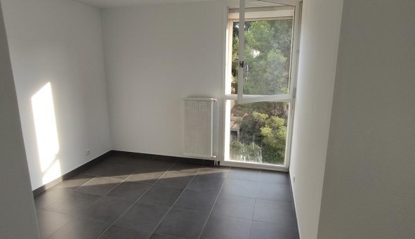 Logement tudiant T3 à Toulon (83200)