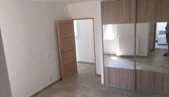 Logement tudiant T3 à Toulon (83200)