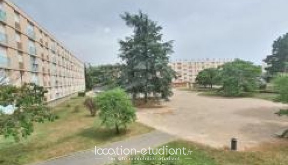 Logement tudiant T3 à Vnissieux (69200)