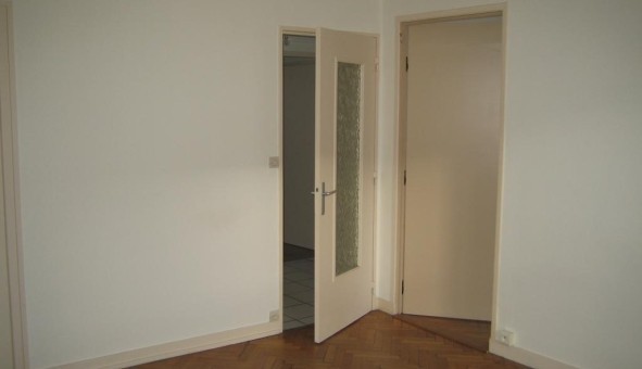 Logement tudiant T4 à Amiens (80090)