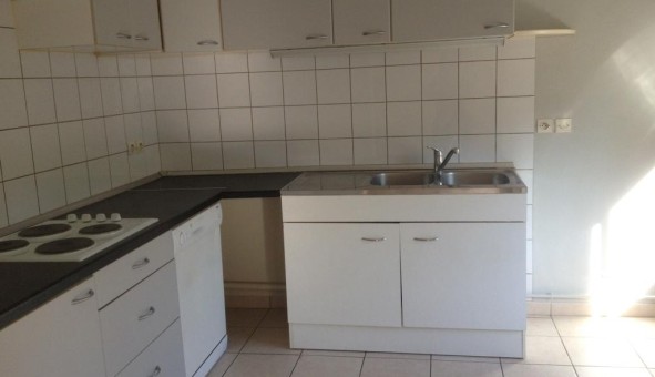 Logement tudiant T4 à Aubergenville (78410)