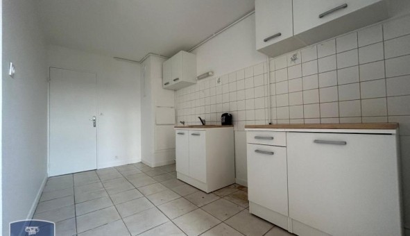 Logement tudiant T4 à Balan (08200)