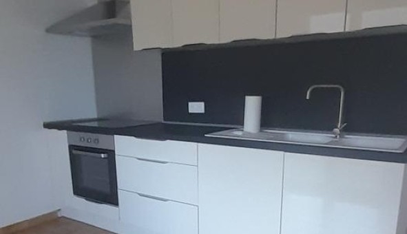 Logement tudiant T4 à Banne (07460)