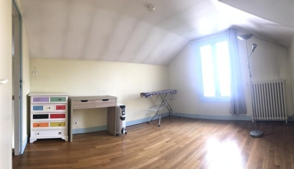 Logement tudiant T4 à Cachan (94230)