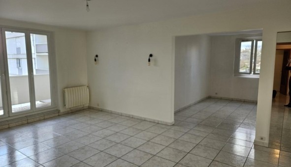 Logement tudiant T4 à Dijon (21000)