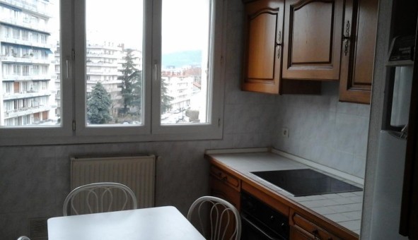 Logement tudiant T4 à Grenoble (38000)