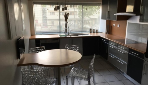 Logement tudiant T4 à Grenoble (38000)