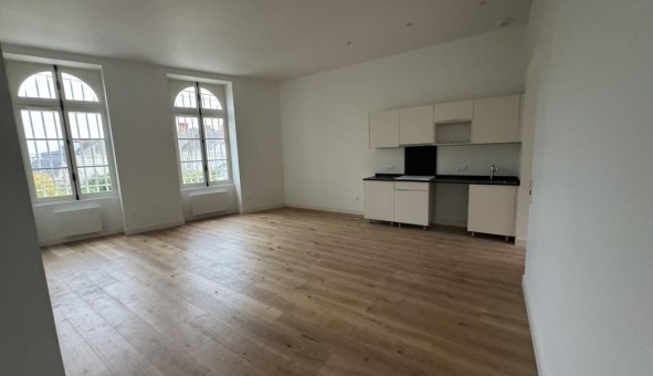 Logement tudiant T4 à Laval (53000)