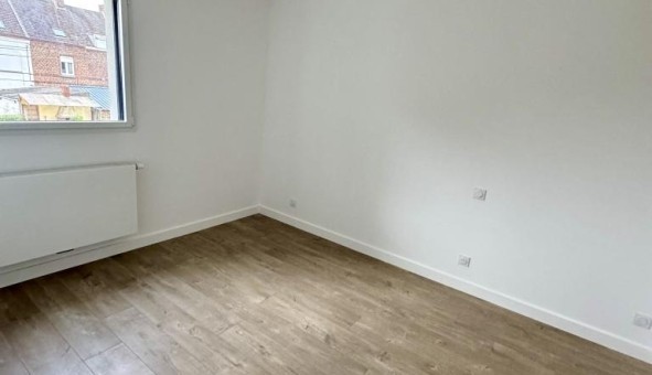 Logement tudiant T4 à Lompret (59840)