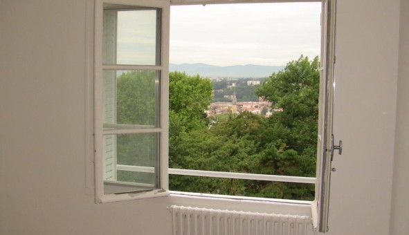 Logement tudiant T4 à Lyon 4me arrondissement (69004)