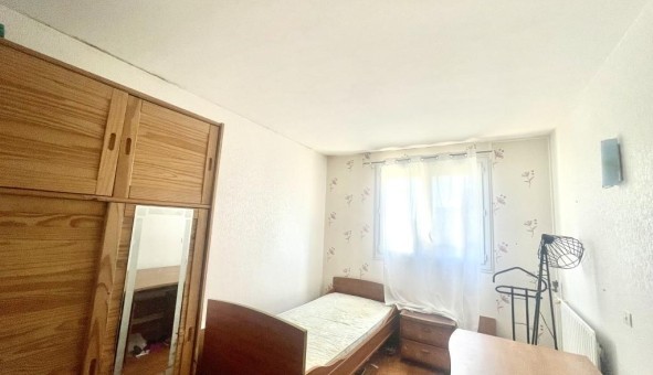 Logement tudiant T4 à Montigny le Bretonneux (78180)