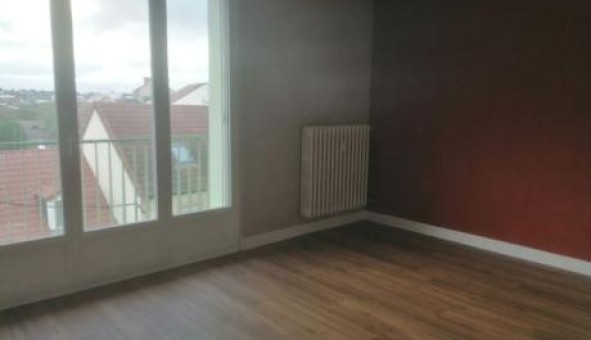 Logement tudiant Location T4 Vide Montluon (03100)